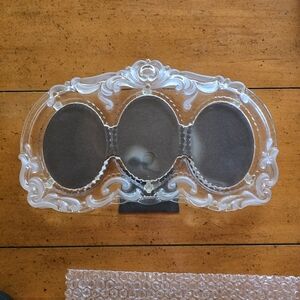 New Vintage Late 1990s Mikasa "Princess" Lead Crystal Triple Oval Photo Frame